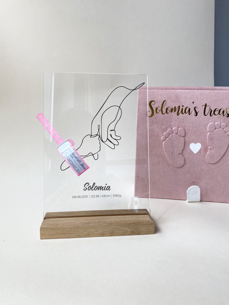 Personalizowana tabliczka z opaską ze szpitala i metryczkami "Ale Radość"